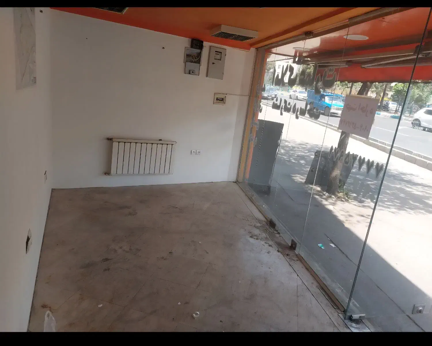 مغازه ۱۳ متری بر اتوبان باقری|فروش مغازه و غرفه|تهران, علم و صنعت|دیوار