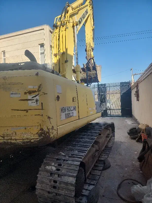 بیل مکانیکی نیو هلند ۲۴۵|خودرو سنگین|مشهد, رباط طرق|دیوار