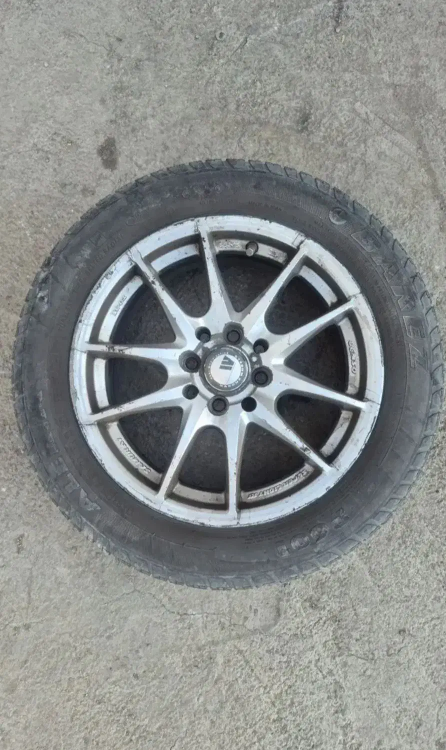 سلام رینگ 15خورشیدی سالم با لاستیک خارجی سالم|قطعات یدکی و لوازم جانبی|یزد, |دیوار