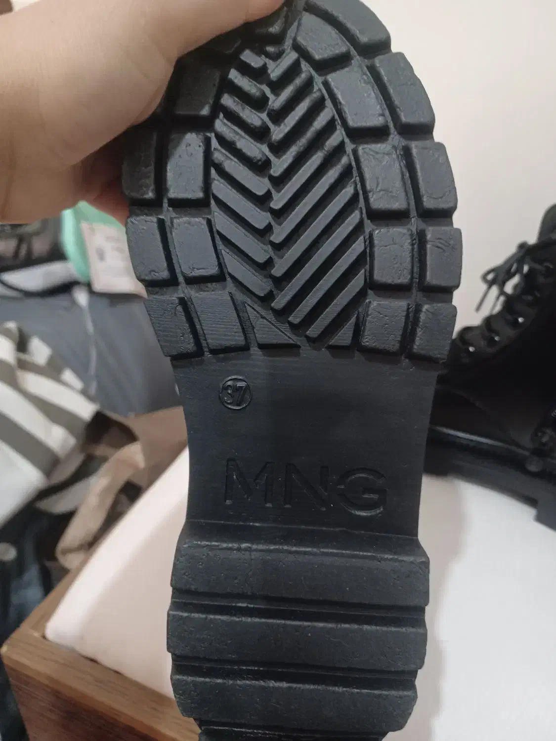 بوت شکت کت جین لباس پاییزه|کیف، کفش، کمربند|شاهینشهر, خانه کارگر|دیوار