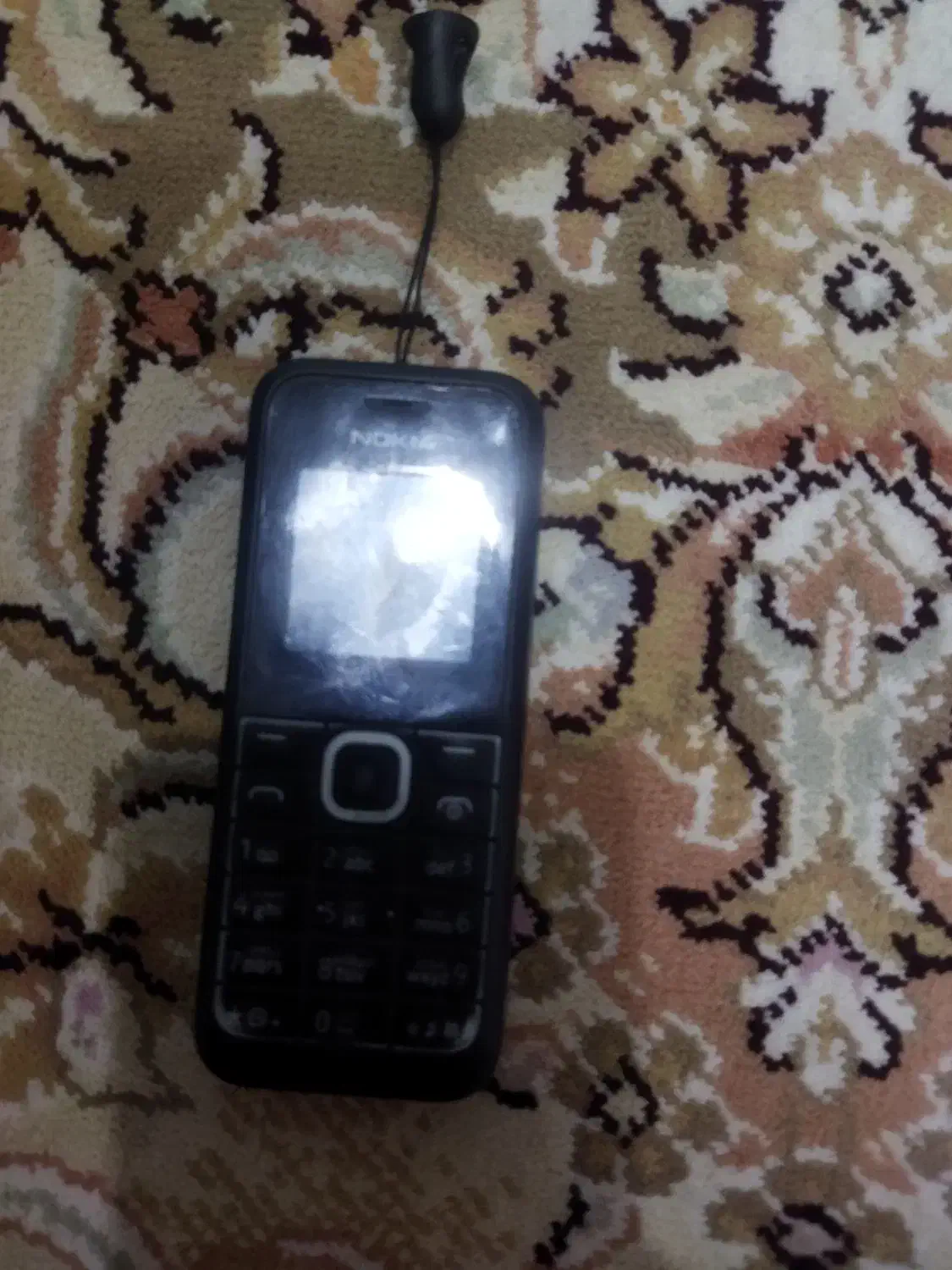 گوشی ساده نوکیا|موبایل|قم, نیروگاه|دیوار