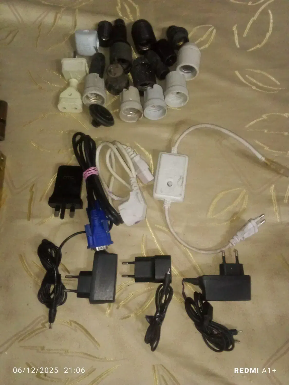 لوازم انباری|کلکسیون اشیاء عتیقه|تهران, مشیریه|دیوار