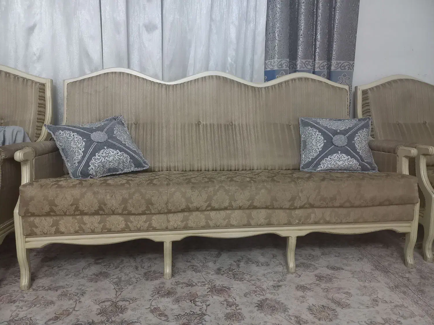 مبل کلاسیک|مبلمان خانگی و میز عسلی|تهران, شهرک غزالی|دیوار