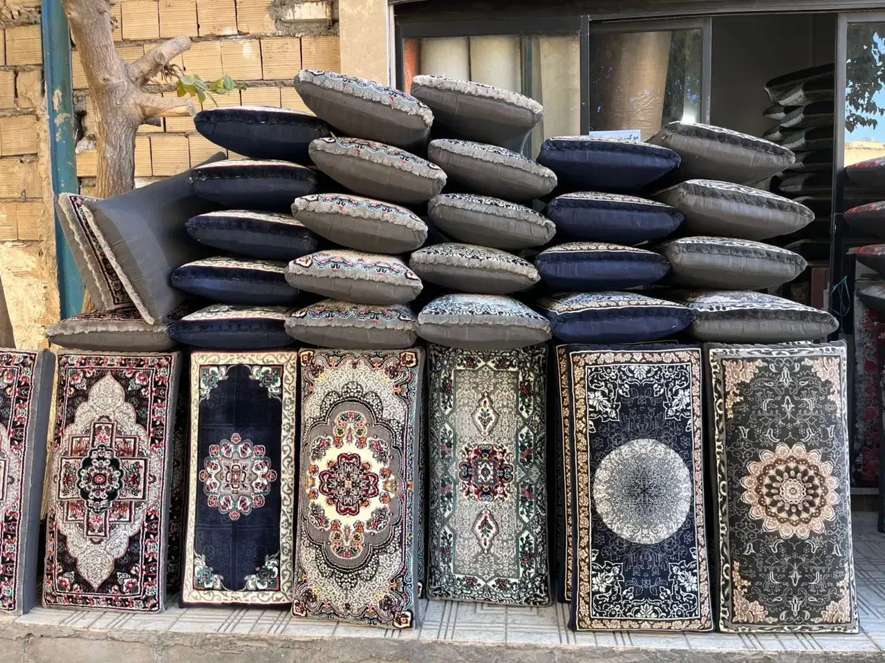 پشتی درتنوع قیمت|پشتی|مشهد, شهید قربانی|دیوار