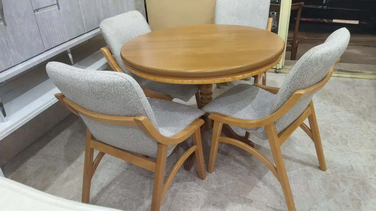 میز ناهارخوری سارینا|میز و صندلی غذاخوری|اردبیل, |دیوار