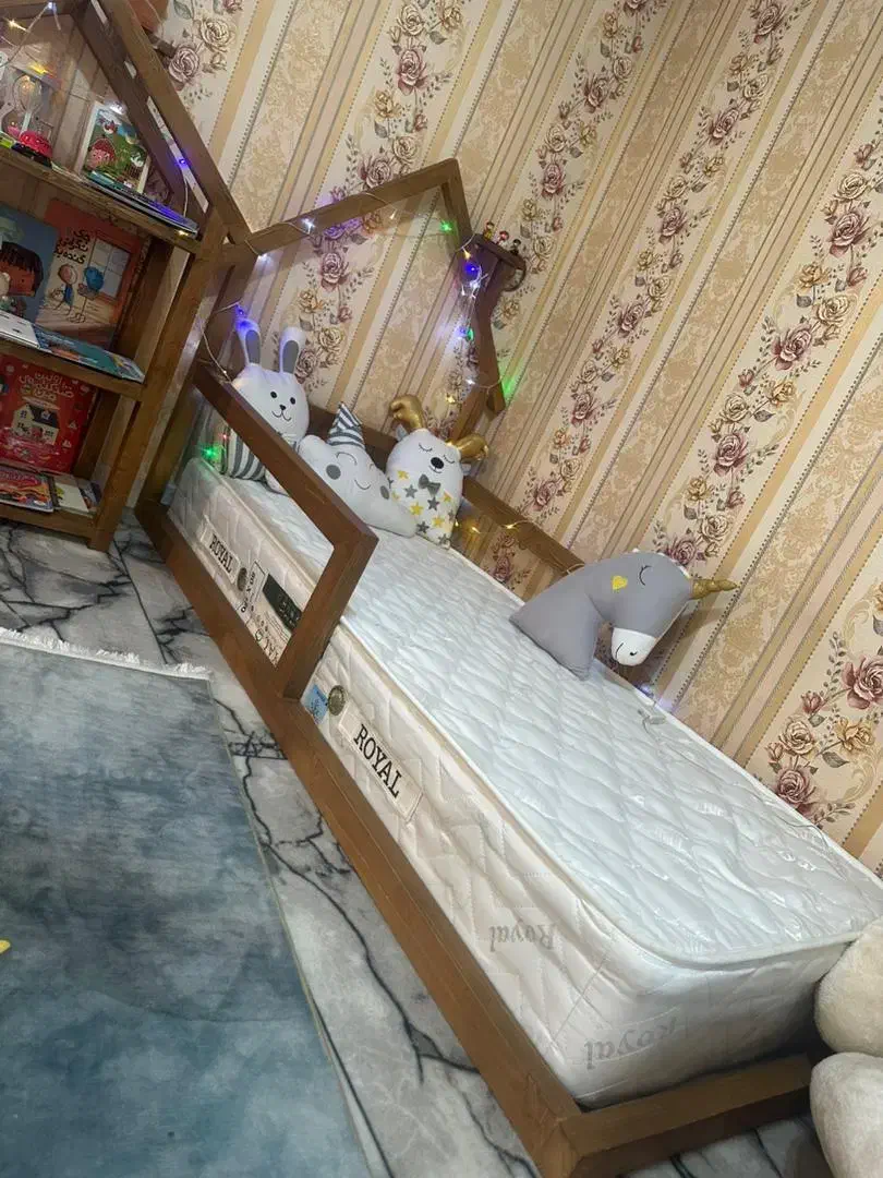 ست تخت و کتابخانه کودک کاملا نو.۱۰میلیون|تخت و سرویس خواب|ری, اقدسیه|دیوار