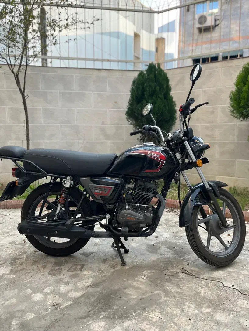 کی وی طرح باکسور ۱۵۰.بسیار نرم|موتورسیکلت|رشت, سعدی (تختی)|دیوار