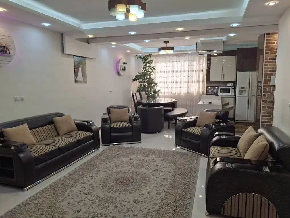 موبل دست دوم|مبلمان خانگی و میز عسلی|شیراز, شهرک گلدشت حافظ‎|دیوار