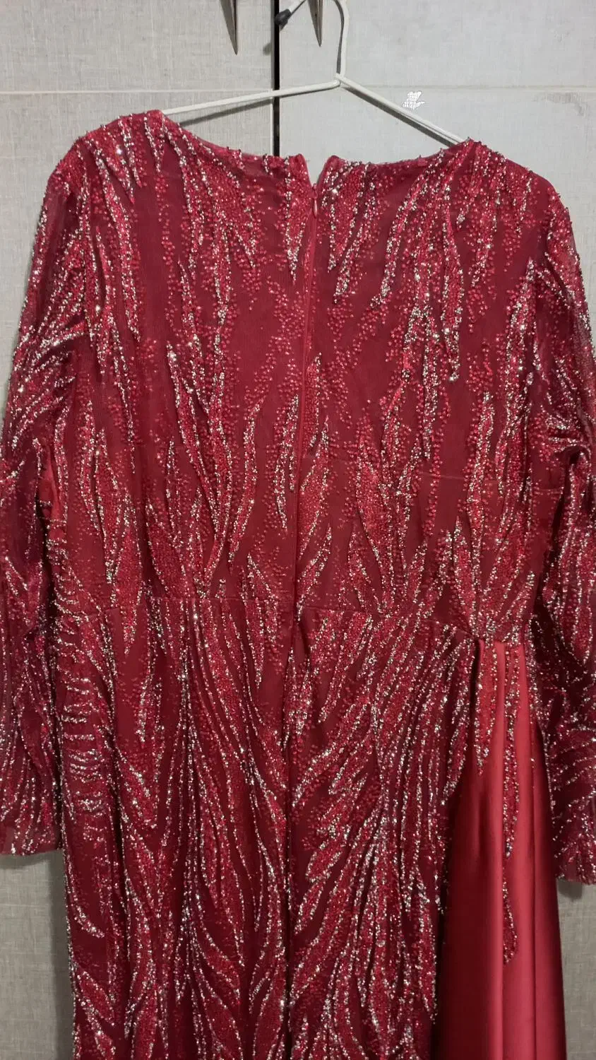 لباس مجلسی|لباس|رشت, دیانتی|دیوار