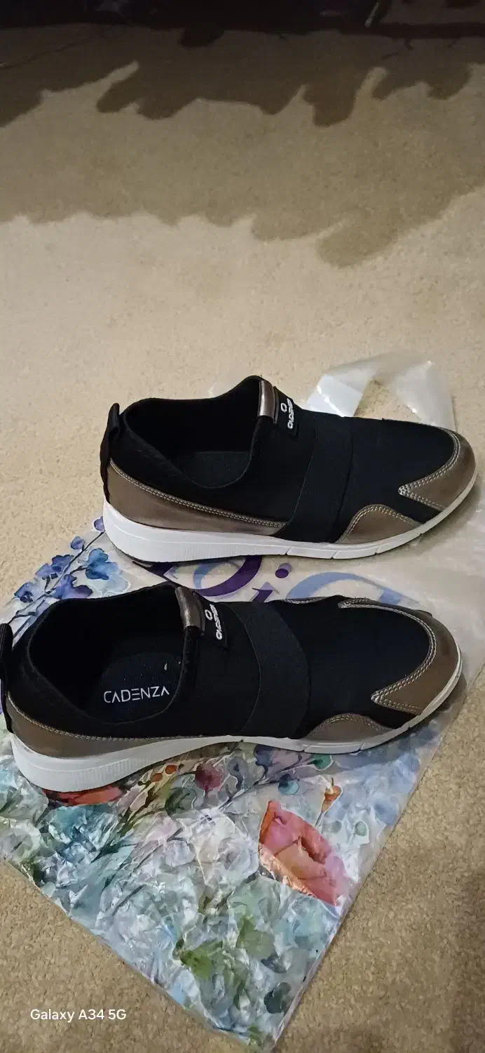 کفش طبی کادنزا سایز ۴۱ مناسب سایز پای ۴۰|کیف، کفش، کمربند|تهران, بنیهاشم|دیوار