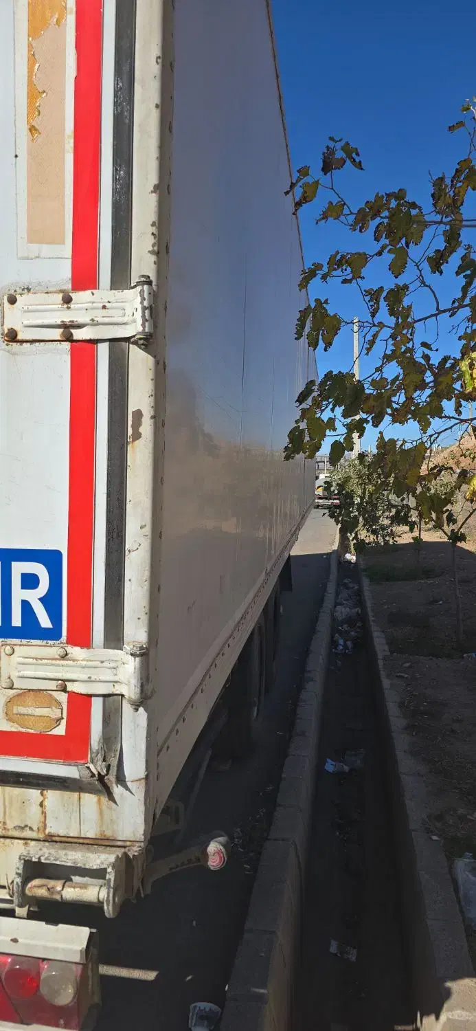 تریلر یخچالی کانتینر|خودرو سنگین|ماکو, |دیوار