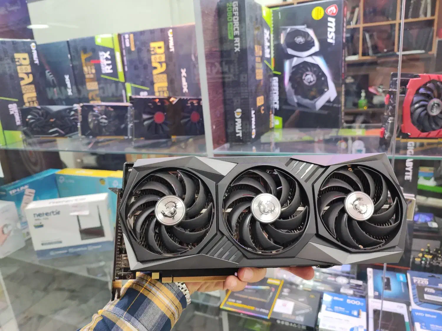 انواع کارت گرافیک حرفه ای|قطعات و لوازم جانبی رایانه|مشهد, ارشاد|دیوار