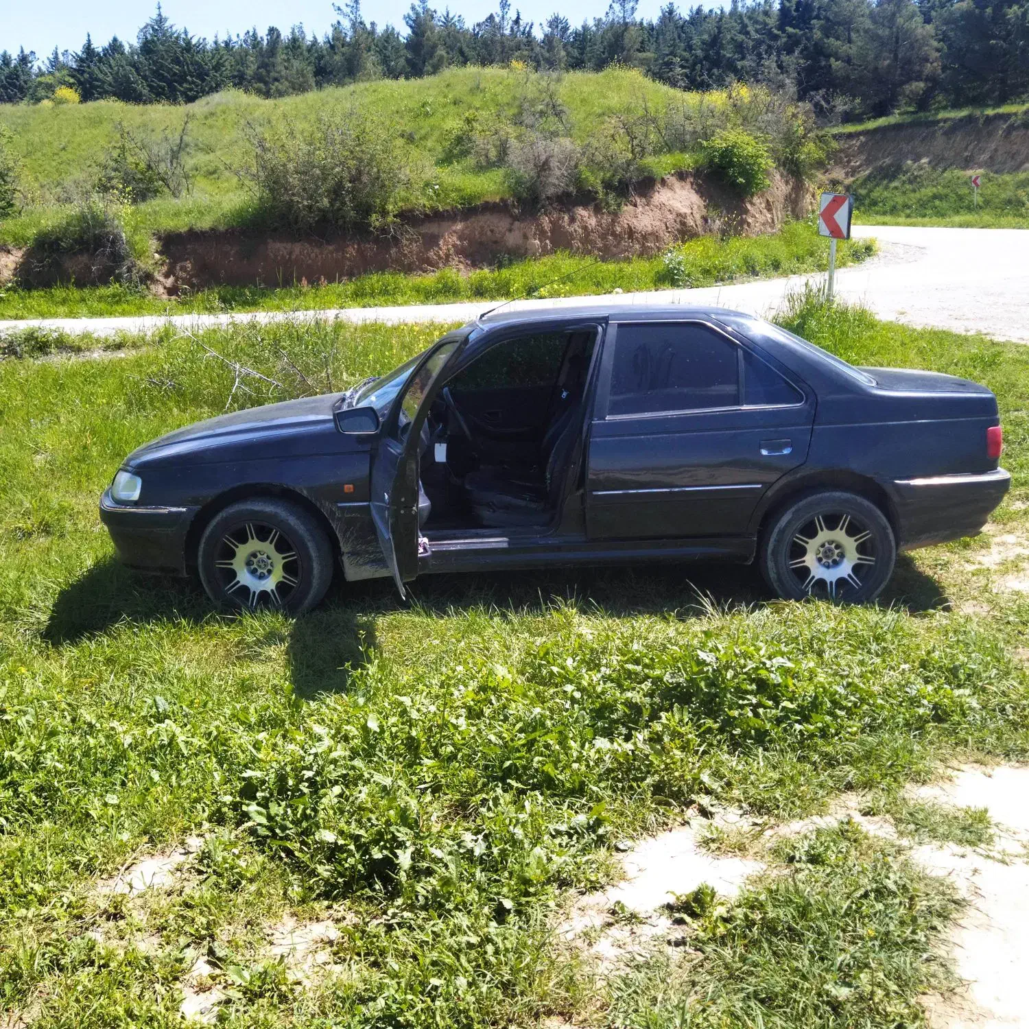 پژو پارس مدل۸۲|خودرو سواری و وانت|مراوه, |دیوار