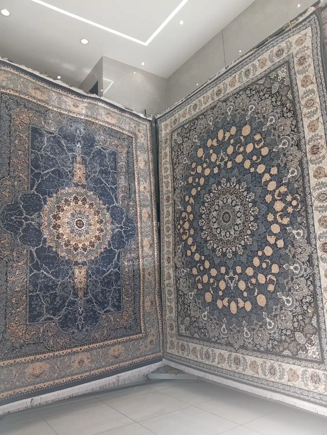 فرش شیرازی|فرش|بروجن, |دیوار