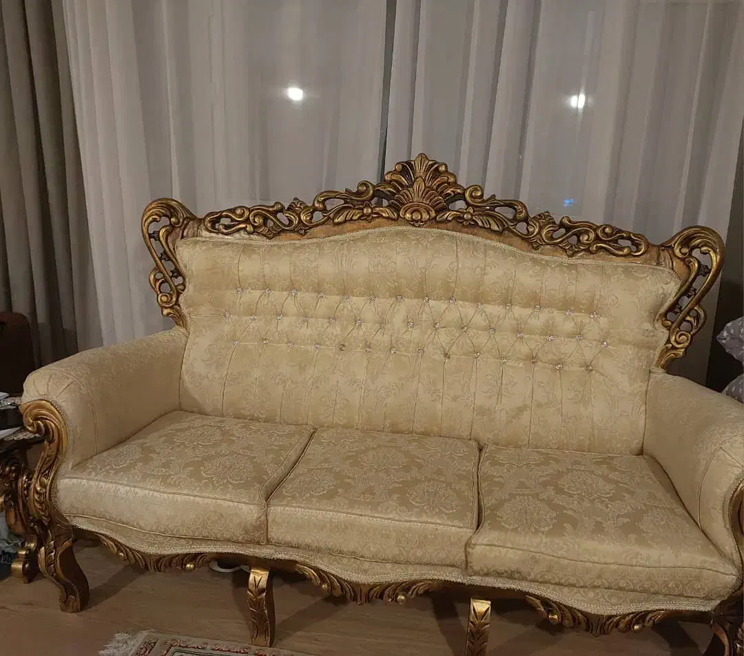 مبلمان سلطنتی ومیز و صندلی و بوفه آیینه|مبلمان خانگی و میز عسلی|تنکابن, |دیوار