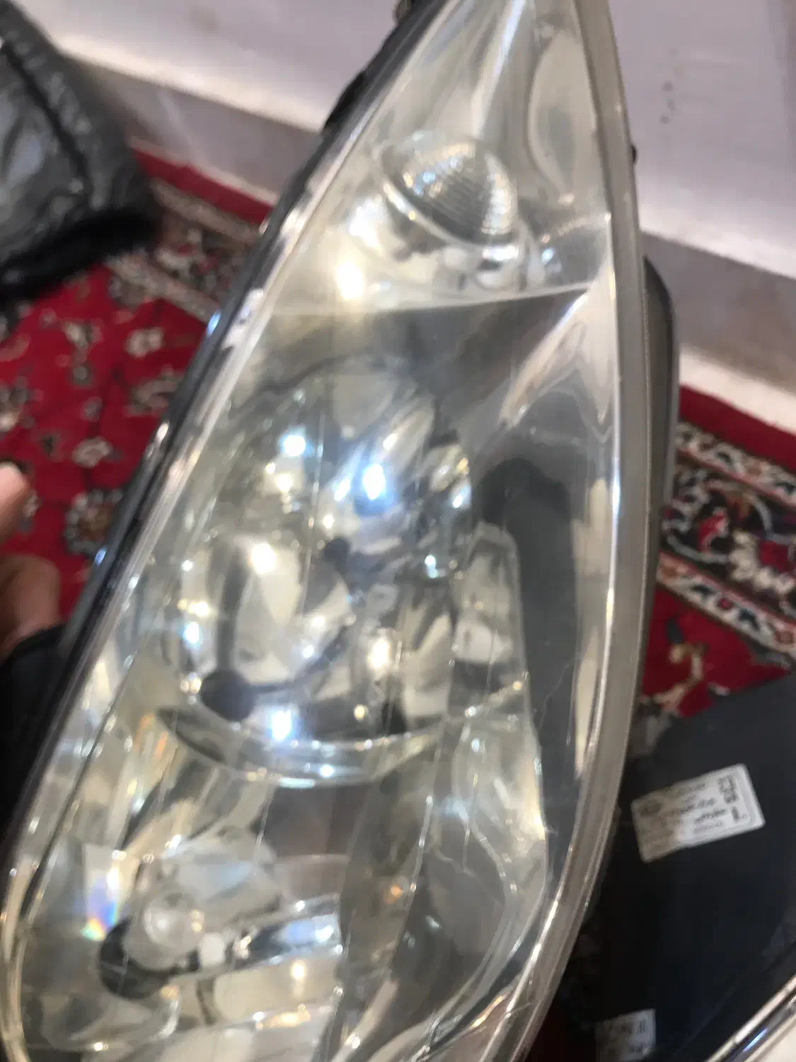 یک جفت چراغ ۲۰۶ تمیز پایه ها سالم برند مدرن|قطعات یدکی و لوازم جانبی|گلبهار, شهر جدید گلبهار|دیوار