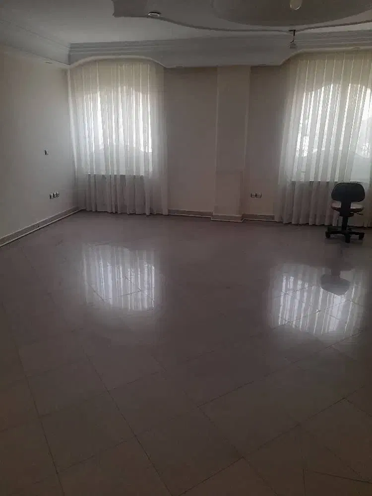 ۱۰۰مترجنت آبادشمال دونبش تخلیه طبقه۱آسانسوربی مالک