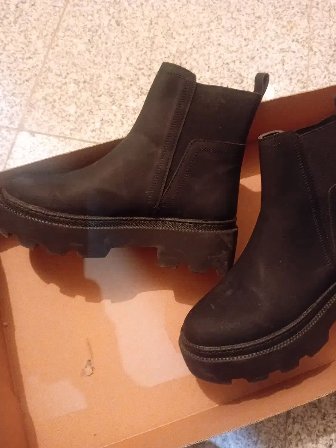 بوت کاملا نو|کیف، کفش، کمربند|ملایر, |دیوار