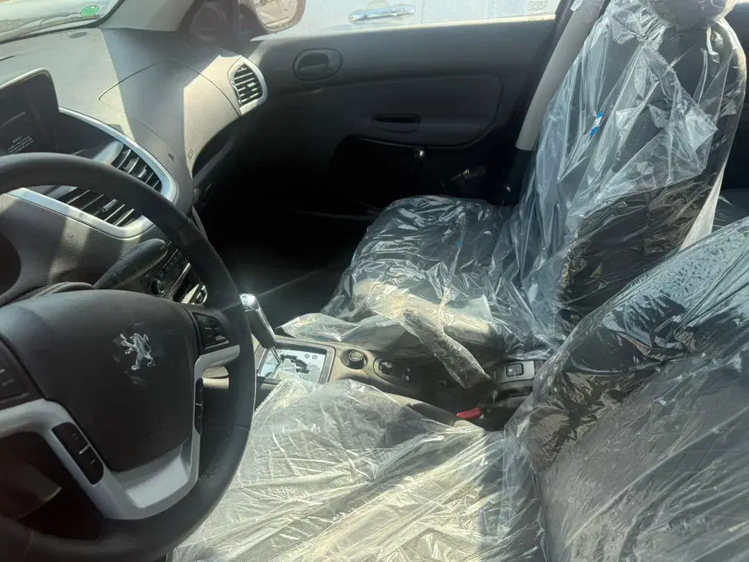 پژو ۲۰۷ سقف پاناروما اتوماتیک صفر ( نقد- اقساط)|خودرو سواری و وانت|تهران, سهروردی|دیوار