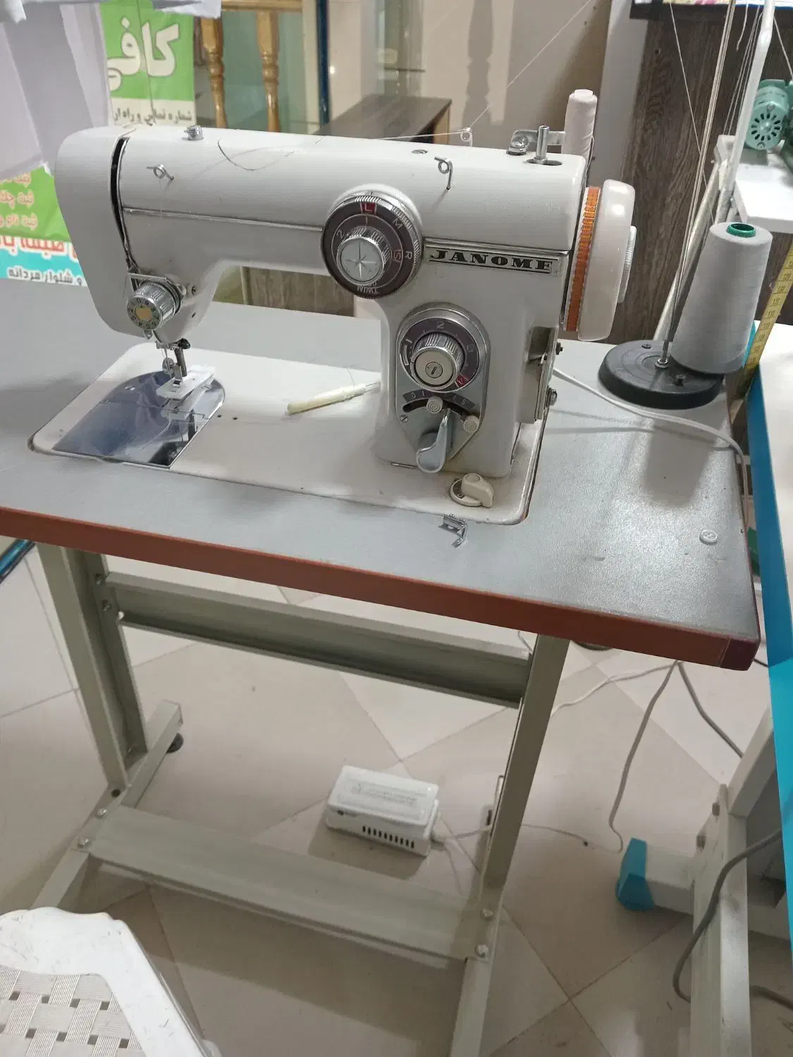 چرخ ژانومه|چرخ خیاطی و ریسندگی|گنبد کاووس, |دیوار