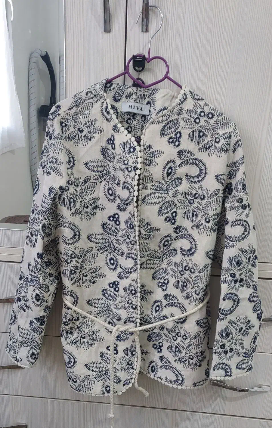 مانتو|لباس|تهران, خاک سفید|دیوار