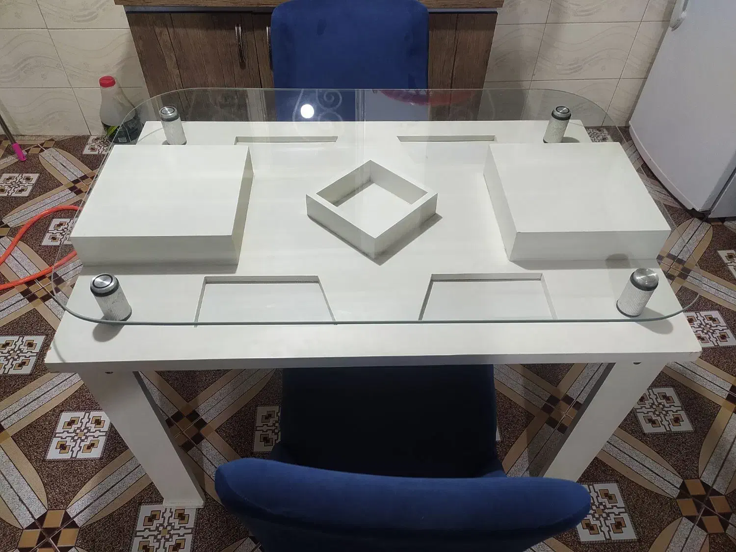 میز غذاخوری محکم و ساخت سفارشی|میز و صندلی غذاخوری|مشکین‌دشت, |دیوار