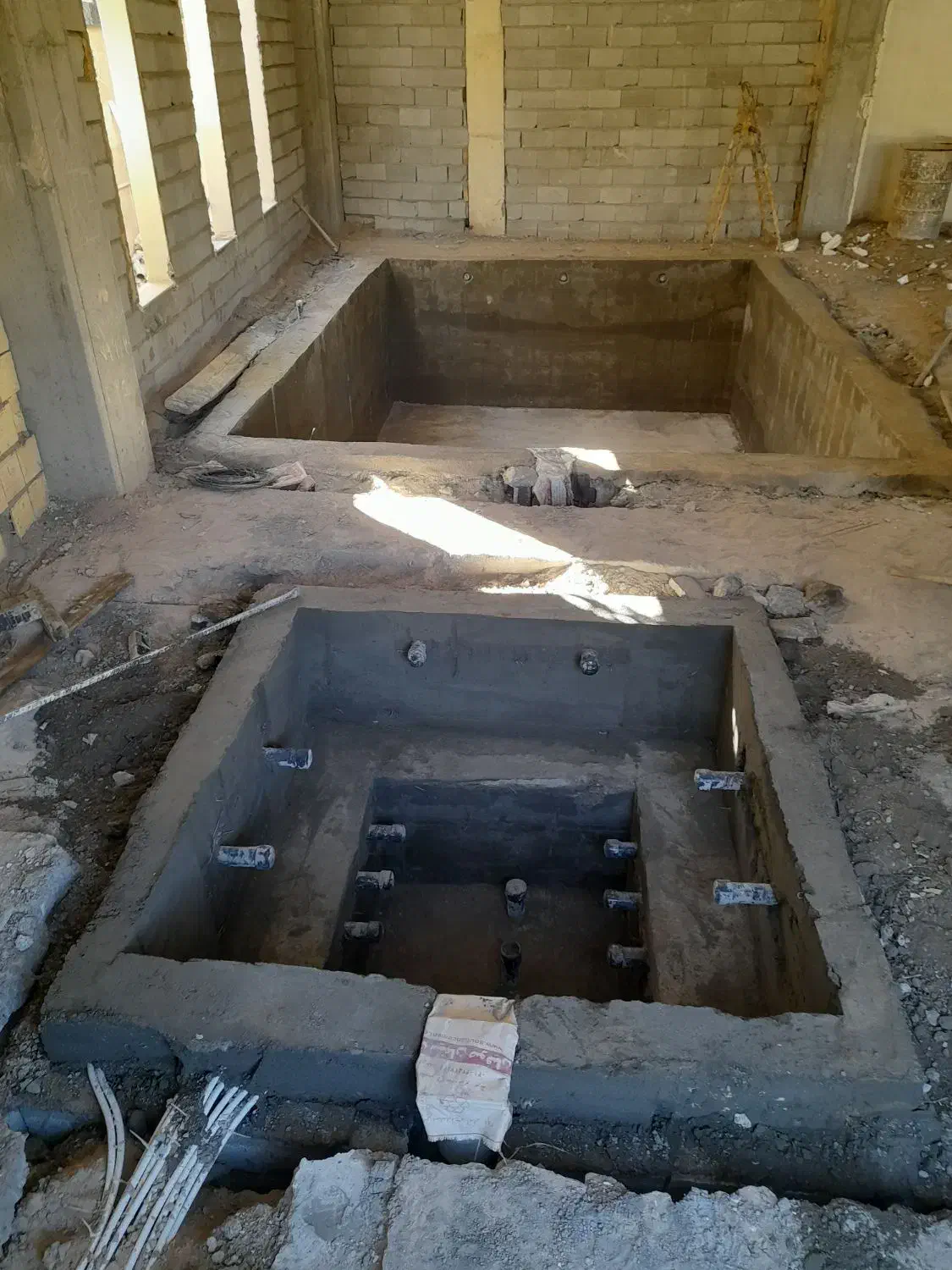 ارماتور بندی استخر و جکوزی/عایق کاری استخر و جکوزی|خدمات پیشه و مهارت|باسمنج, |دیوار