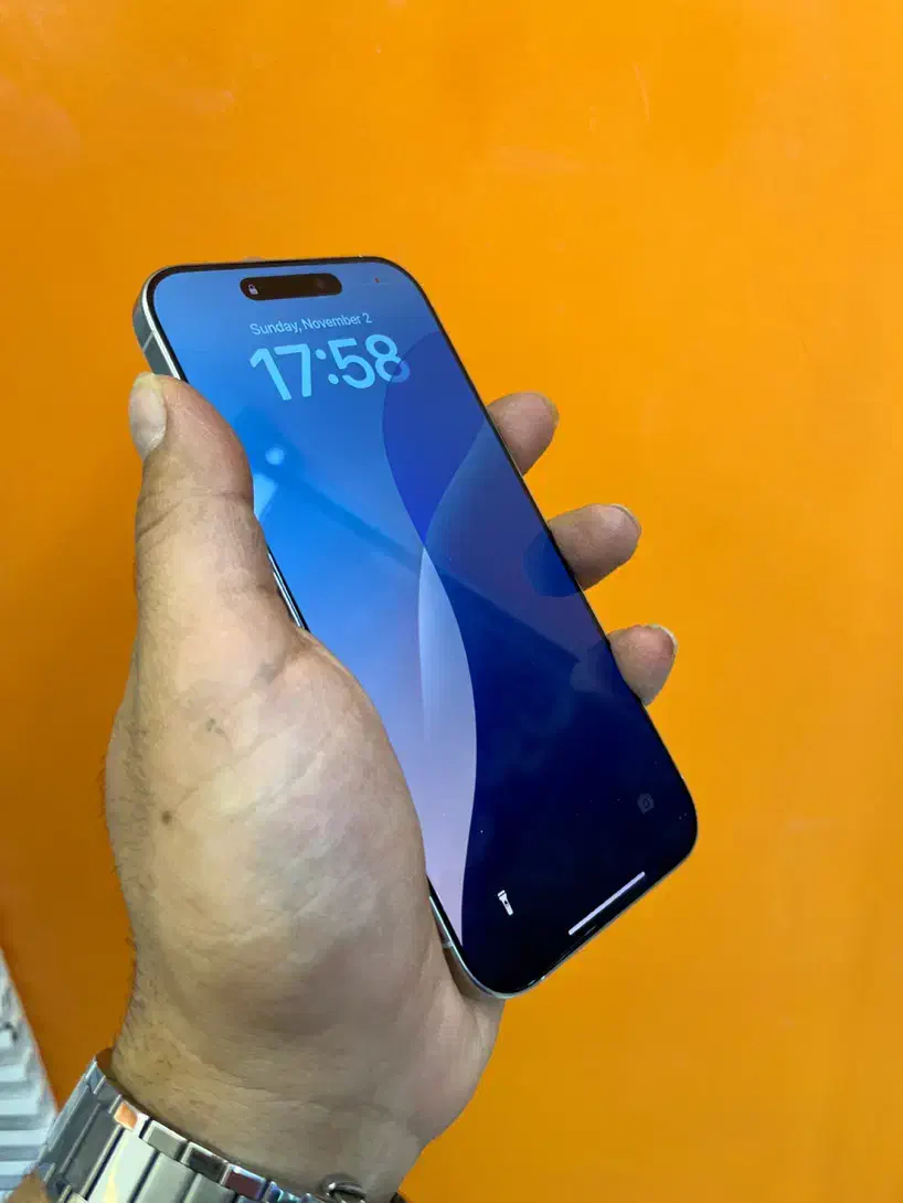 16 promax سفید اقساطی و معاوضه|موبایل|اصفهان, باغ زرشک|دیوار