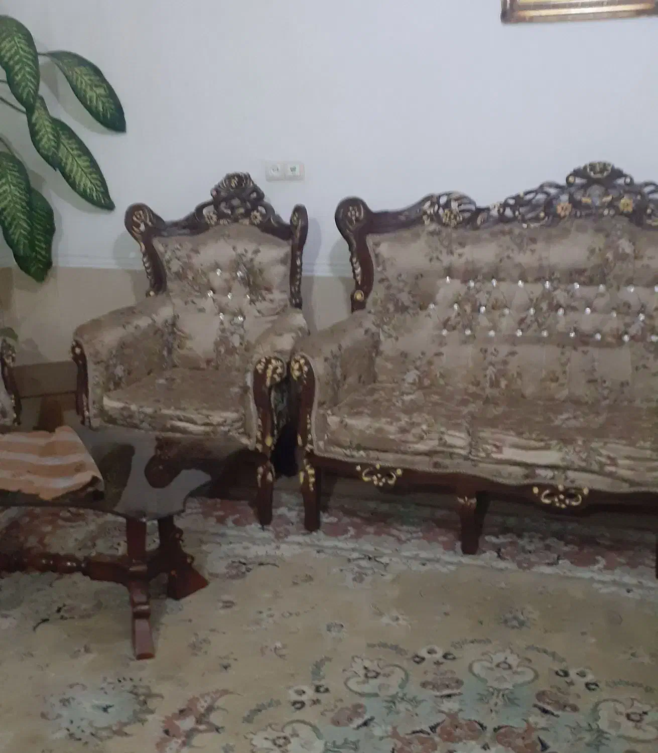 مبل سلطنتی ۹ نفره|مبلمان خانگی و میز عسلی|تویسرکان, |دیوار