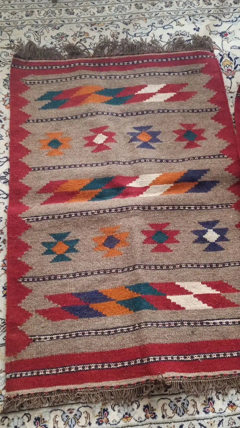 گلیم پشمی دستباف دو رو|گلیم، جاجیم، گبه|تهران, شهرک آزمایش|دیوار