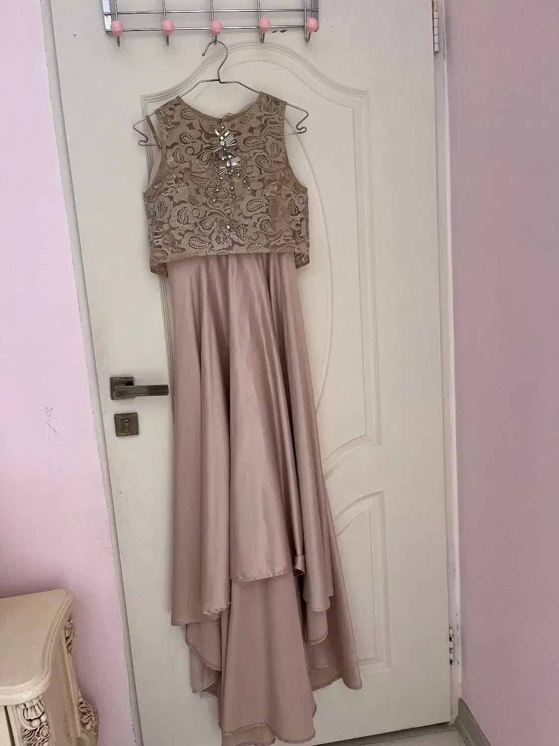 لباس زنانه|لباس|گرگان, |دیوار