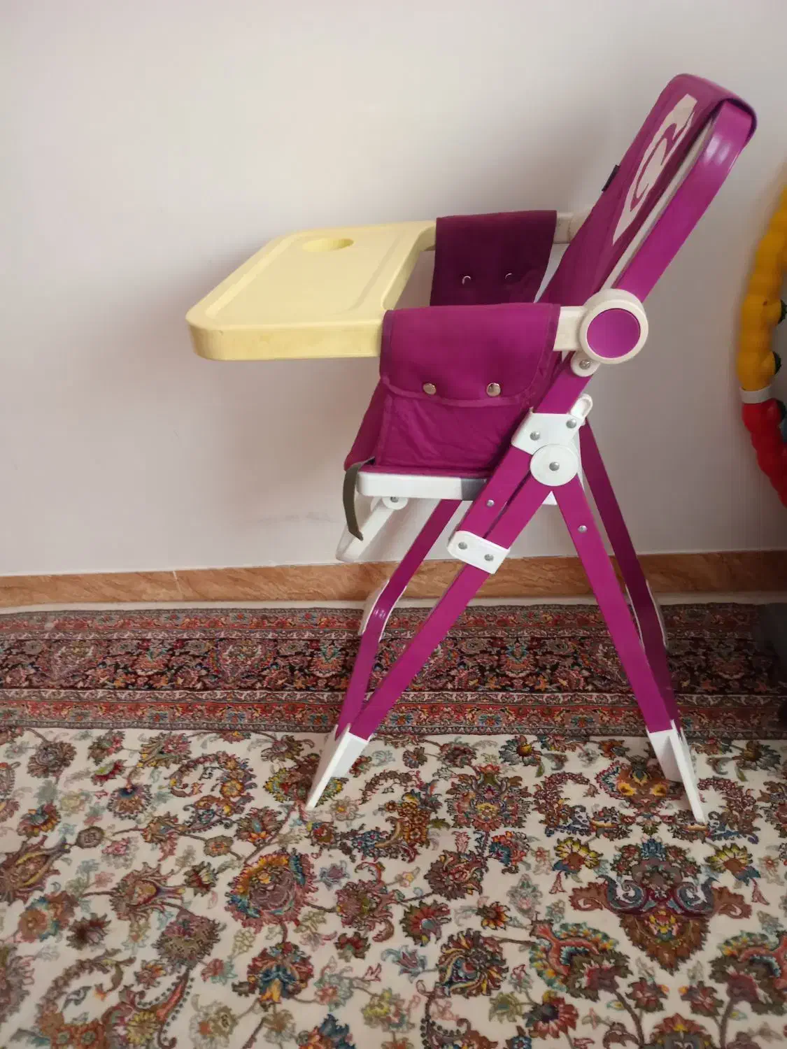 صندلی غذای کودک|تخت و صندلی بچه|سقز, |دیوار