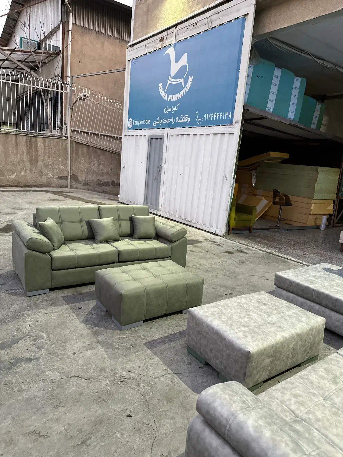 نظافت نمایشگاه مبلمان|استخدام سرایداری و نظافت|تهران, اتحاد|دیوار