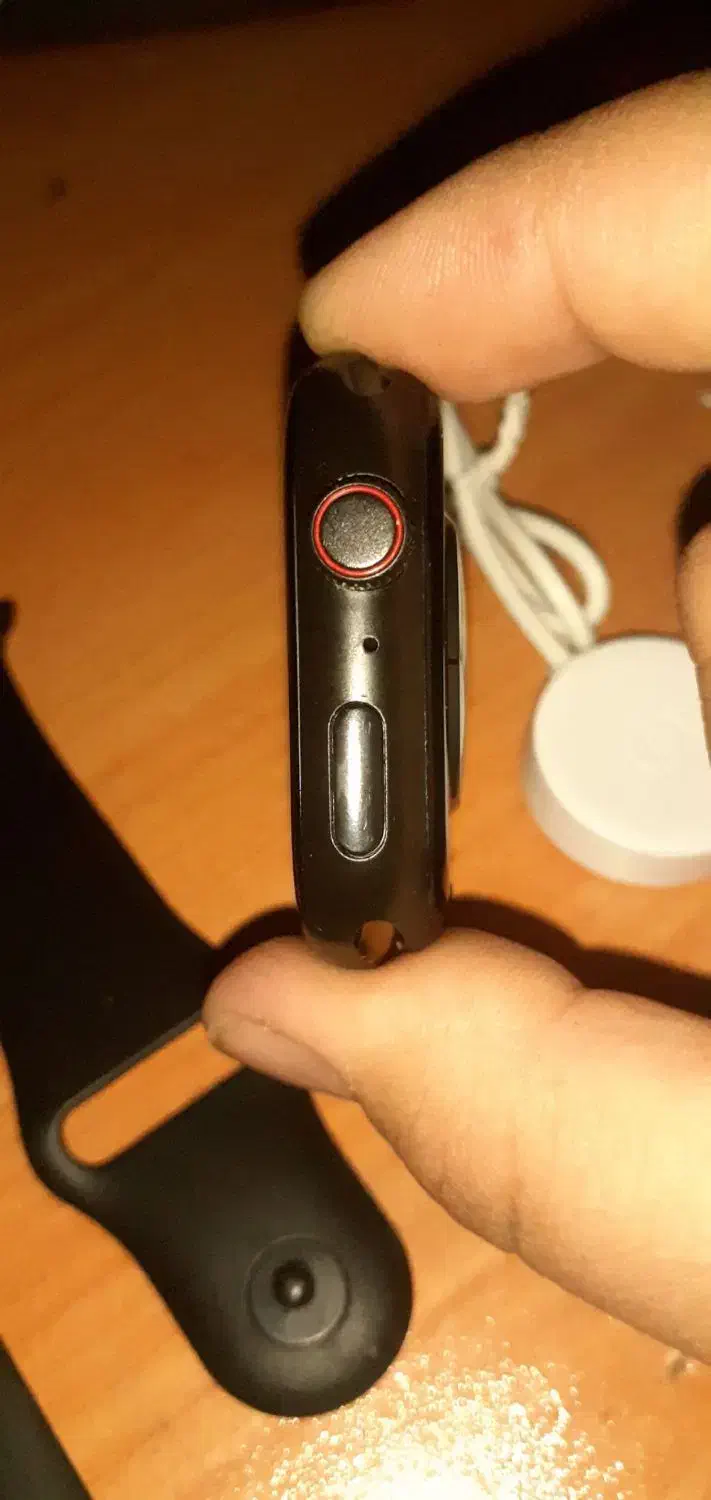 سری۱۰|ساعت|ساوه, |دیوار