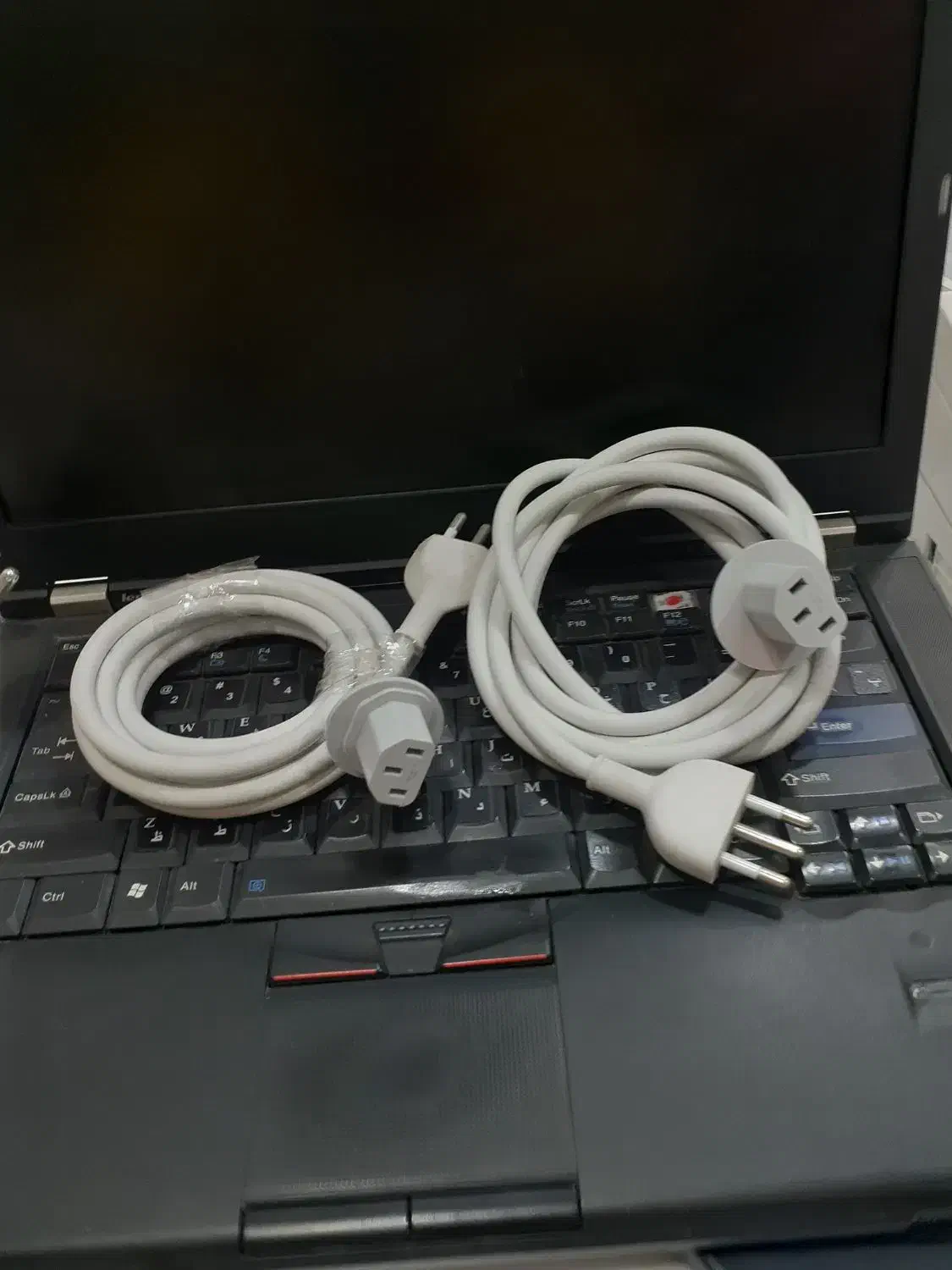 تعدادی کابل اورجینال ای مک .اپل اصل اصل توافقی|قطعات و لوازم جانبی رایانه|بندرعباس, |دیوار