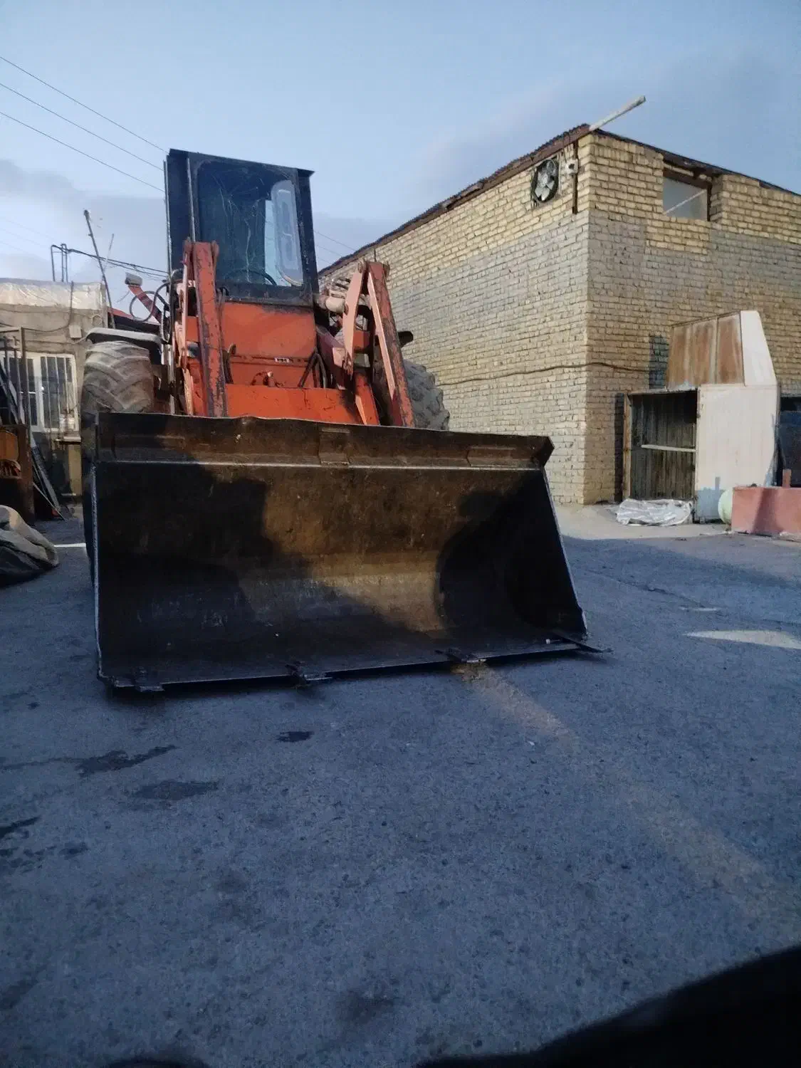 تراکتور بیل عقب|خودرو سنگین|تربتحیدریه, حاجی یار|دیوار