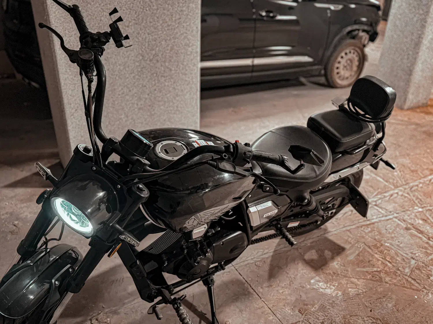 موتور c2 کویر|موتورسیکلت|اندیشه, اندیشه فاز ۴|دیوار