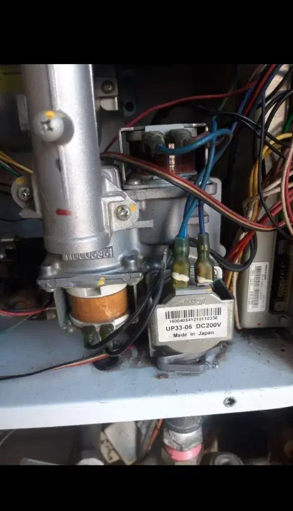 تعمیرات تعمیرکار ابگرمکن دیواری بخاری پکیج گازسوز|خدمات پیشه و مهارت|ارومیه, |دیوار