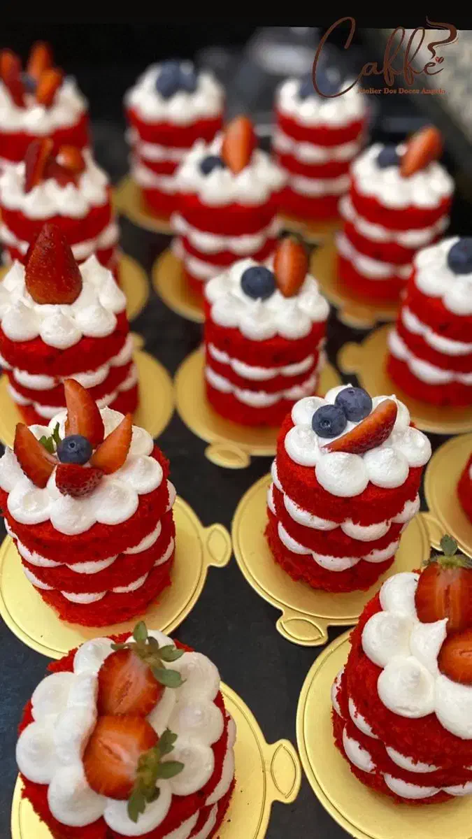 پخت انواع کیک و دسر و چیز کیک کافه ای و مراسم|خوردنی و آشامیدنی|علی‌آباد کتول, |دیوار