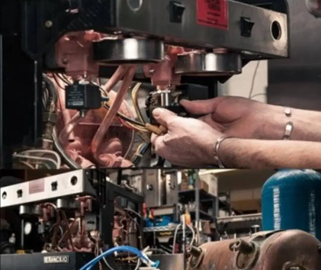 تعمیر و سرویس اسپرسوساز خانگی و صنعتی و آسیاب قهوه|خدمات پیشه و مهارت|اندیشه, اندیشه فاز ۴|دیوار