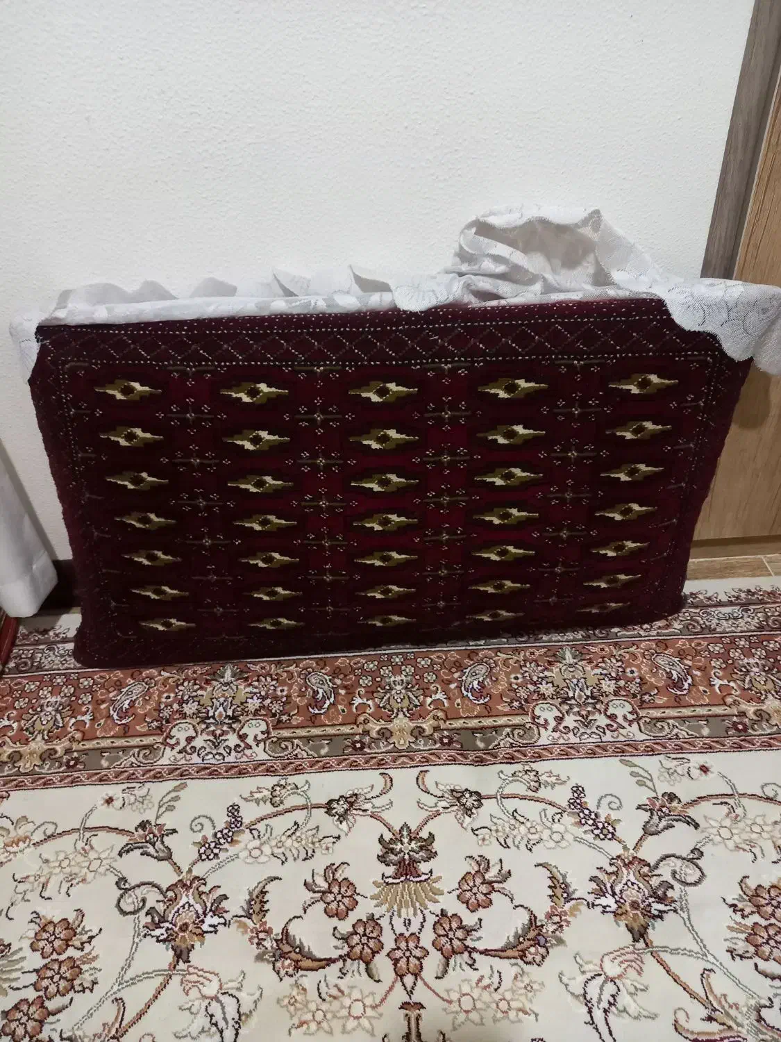 فرش|فرش|شاهین‌شهر, عطار|دیوار