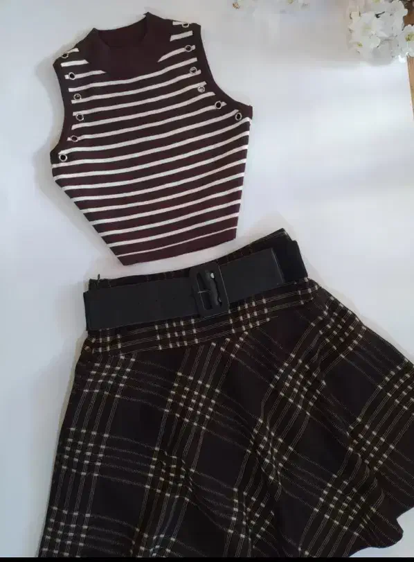 پوشاک زنانه|لباس|اصفهان, نقش جهان|دیوار