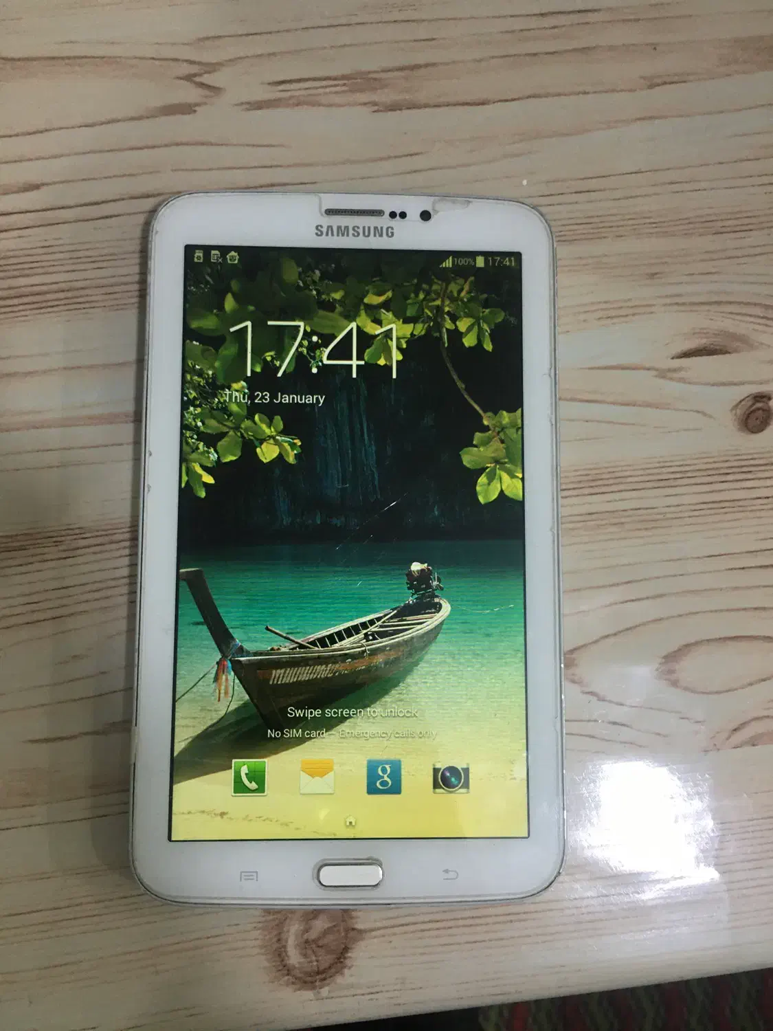 تبلت|تبلت|همدان, |دیوار