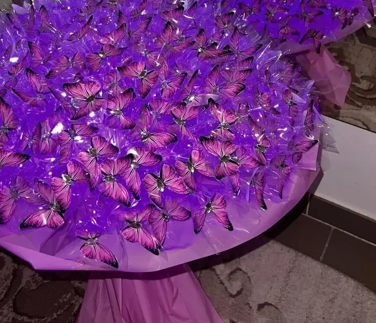 دست گل های پروانه ای|گل مصنوعی|بندر ماهشهر, |دیوار