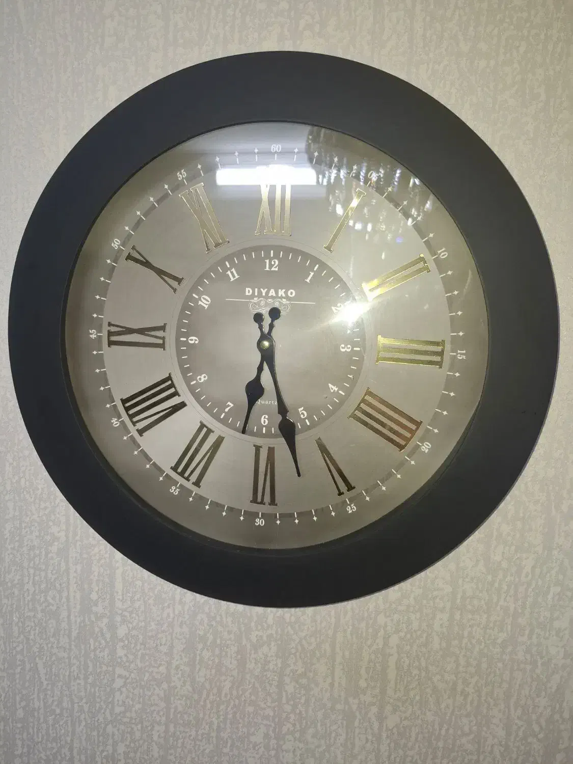 یک عدد ساعت دیواری چوبی موتور خارجی|ساعت دیواری و تزئینی|تهران, قیام|دیوار