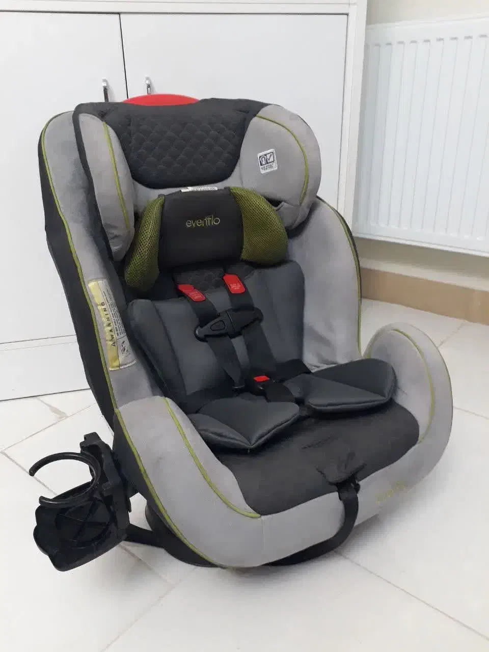 صندلی ماشین برند ایون فلو امریکایی|تخت و صندلی بچه|تهران, سازمان برنامه شمالی|دیوار