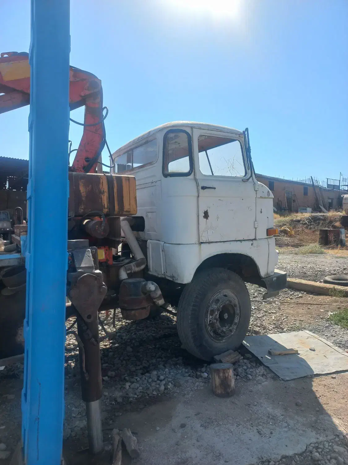 جرثقیل|خودرو سنگین|شاهین دژ, |دیوار