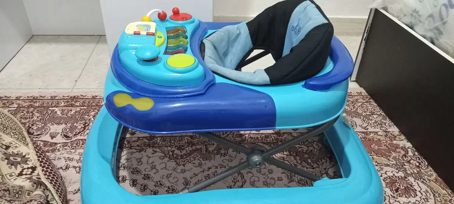 روروک|کالسکه و لوازم جانبی|کوچصفهان, |دیوار