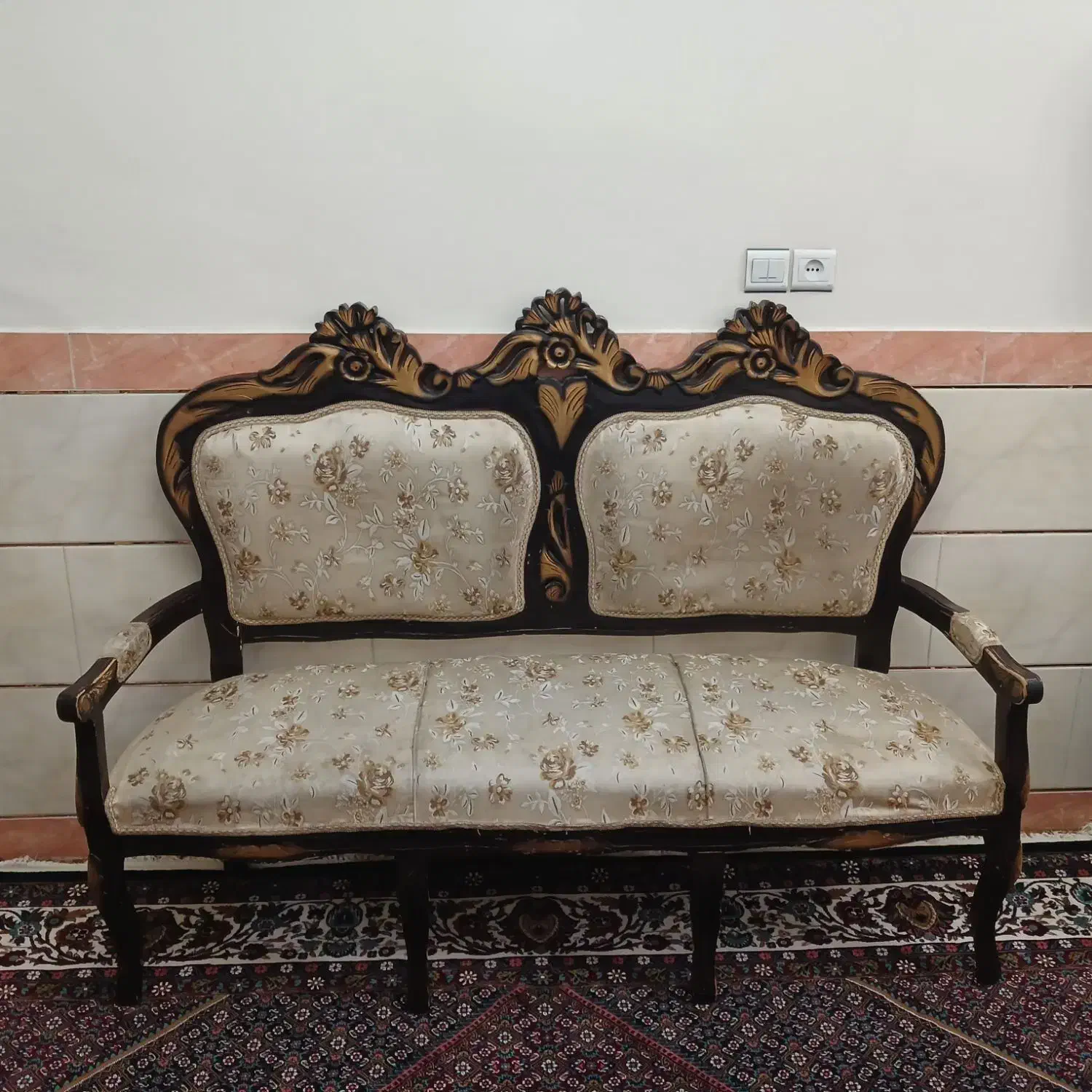 مبل|مبلمان خانگی و میز عسلی|زنجان, |دیوار