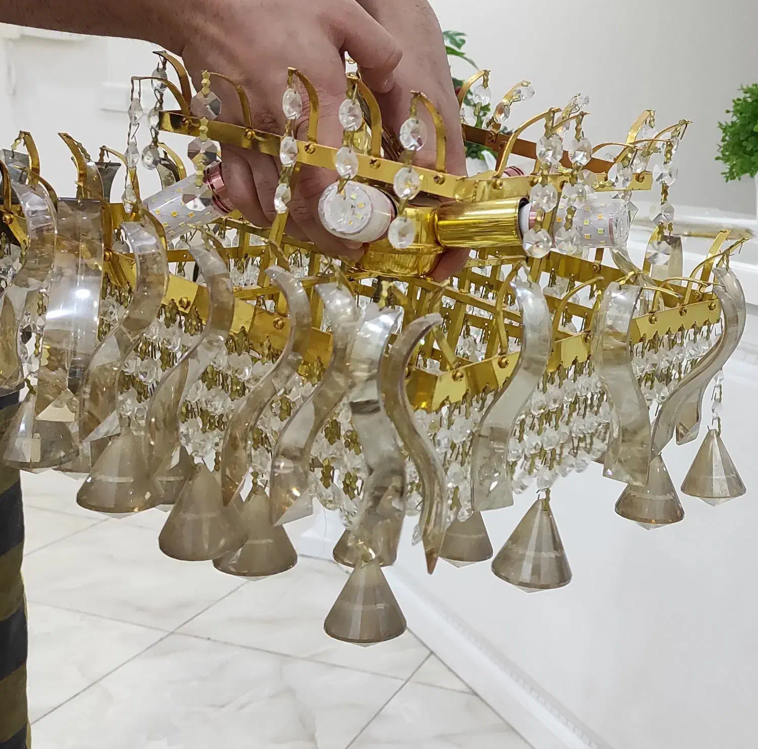 لوستر کریستالی|لوستر و چراغ آویز|بندرعباس, |دیوار